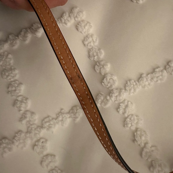 Tory Burch Black Embossed Patent Leather Crossbody - Picture 8 of 11